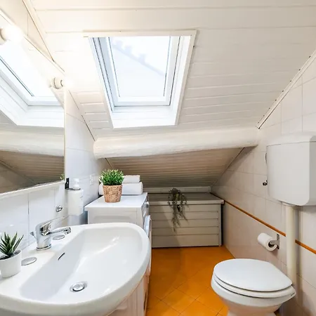 Apartament The White Jungle - San Babila Attic