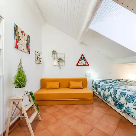 Apartament The White Jungle - San Babila Attic *